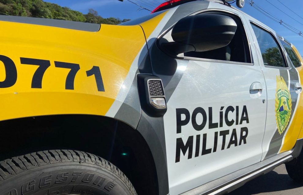 Policiais Militares Salvam Bebê Engasgado com Leite Materno em Ponta Grossa Boca no Trombone Policiais Militares Salvam Bebê Engasgado com Leite Materno em Ponta Grossa