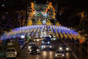 Natal-Feliz-Cidade-vai-iluminar-e-encantar-13-locais-de-Ponta-Grossa-1-1536x1023  Divulgação: PMPG