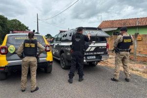 Polícia Civil e Militar prendem suspeitos de roubo em cidade da região Boca no Trombone Polícia Civil e Militar prendem suspeitos de roubo em cidade da região