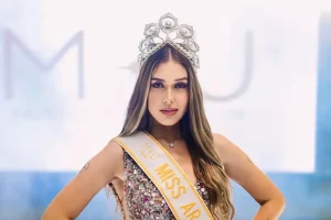 Polêmica: Miss Araucária perde título após vídeo de bombinhas para assustar gatos no PR Boca no Trombone Polêmica: Miss Araucária perde título após vídeo de bombinhas para assustar gatos no PR