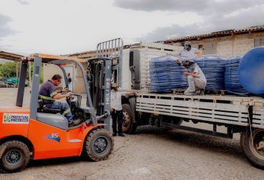 Mutirão de entrega de caixas d'água acontece neste sábado em PG Boca no Trombone Mutirão de entrega de caixas d'água acontece neste sábado em PG