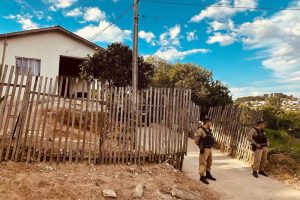 Polícia Militar esclarece abordagem que resultou na morte de homem em Castro Boca no Trombone Polícia Militar esclarece abordagem que resultou na morte de homem em Castro