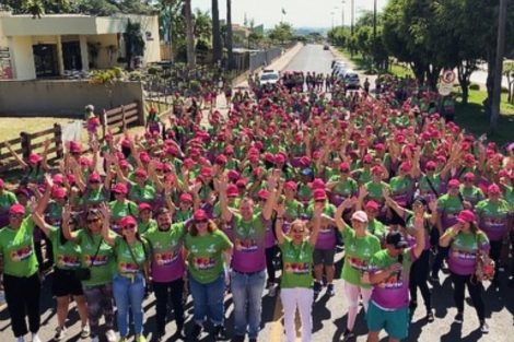 Caminhada do Dia da Mulher reúne centenas de participantes em Arapoti Boca no Trombone Caminhada do Dia da Mulher reúne centenas de participantes em Arapoti