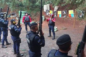Guardas Municipais de Ponta Grossa passam por requalificação anual com foco em armamento, legislação e bem-estar Boca no Trombone Guardas Municipais de Ponta Grossa passam por requalificação anual com foco em armamento, legislação e bem-estar